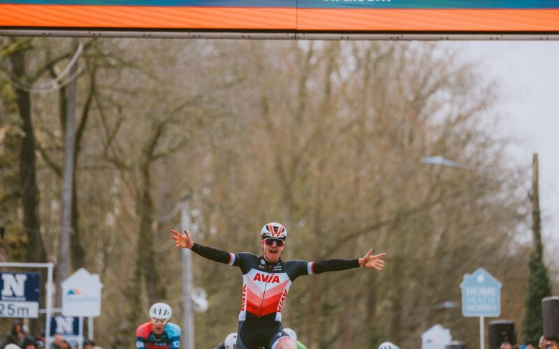 Thor Michielsen wins Junior Race after gritty finale